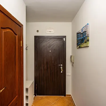 апартамен за гости панови Appartement *